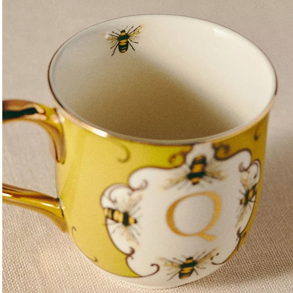 Anthropologie Lou Rota Nature Table Monogram Mug "Q" - yellow, gold, white - Picture 2 of 14